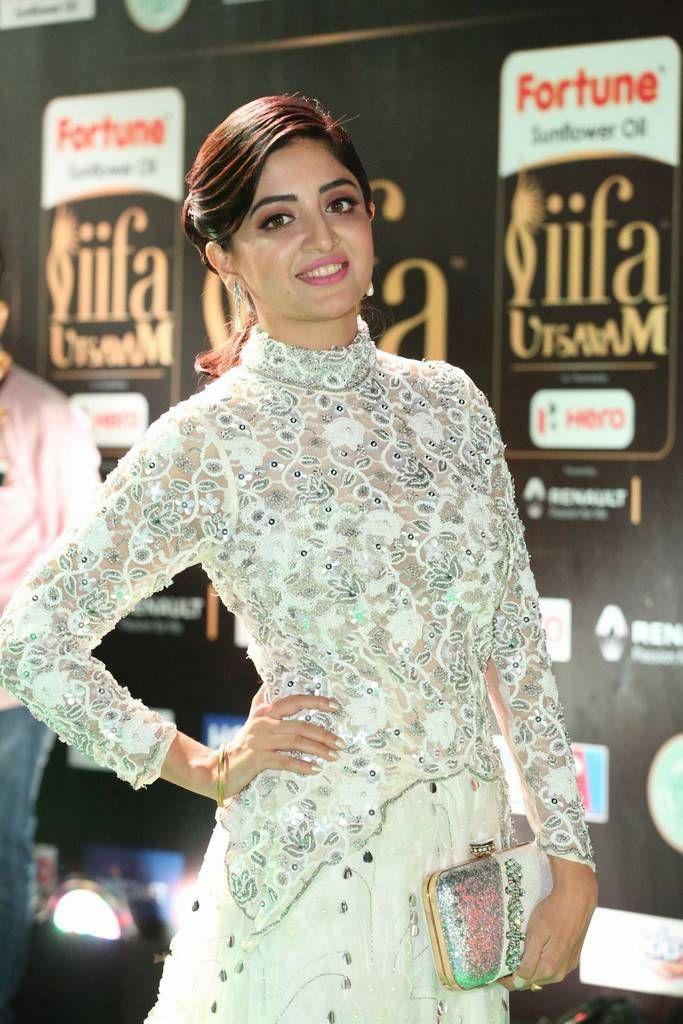 Poonam Kaur Stills At IIFA Awards 2017