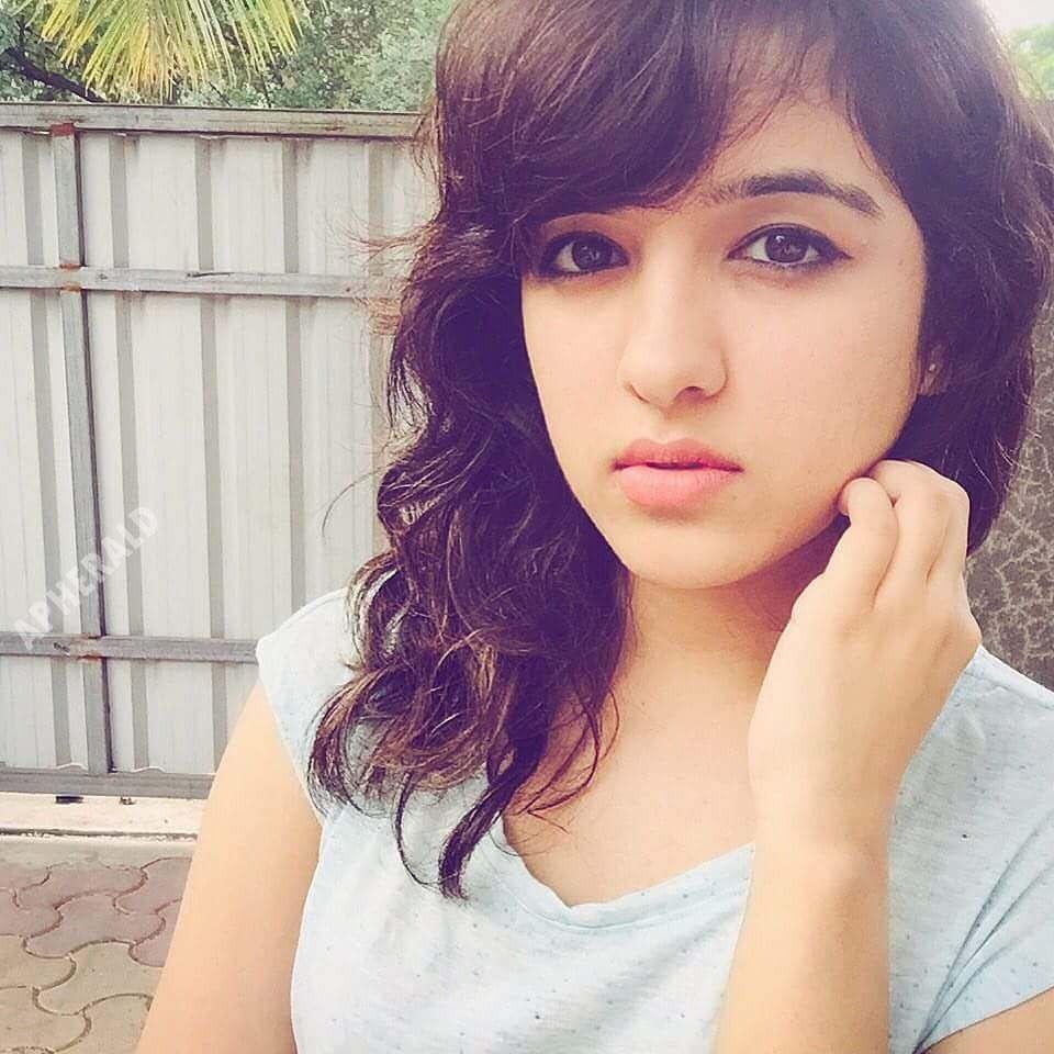 Pop Singer Shirley Setia Rare Photos Collections