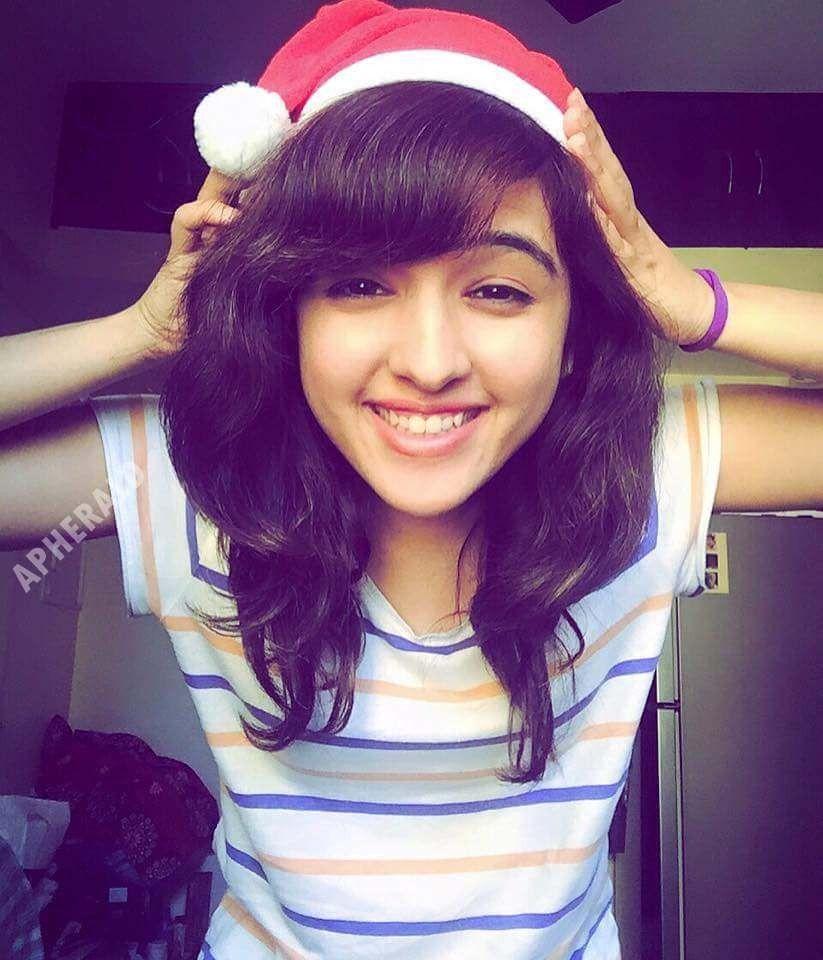 Pop Singer Shirley Setia Rare Photos Collections