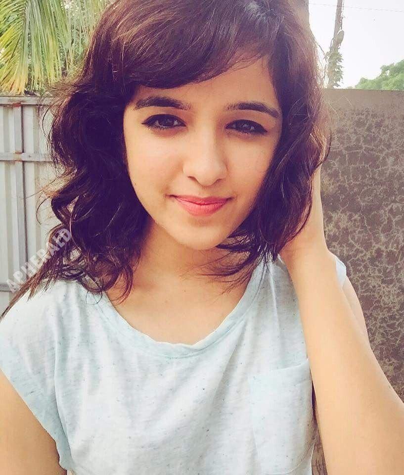 Pop Singer Shirley Setia Rare Photos Collections