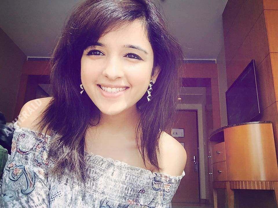 Pop Singer Shirley Setia Rare Photos Collections