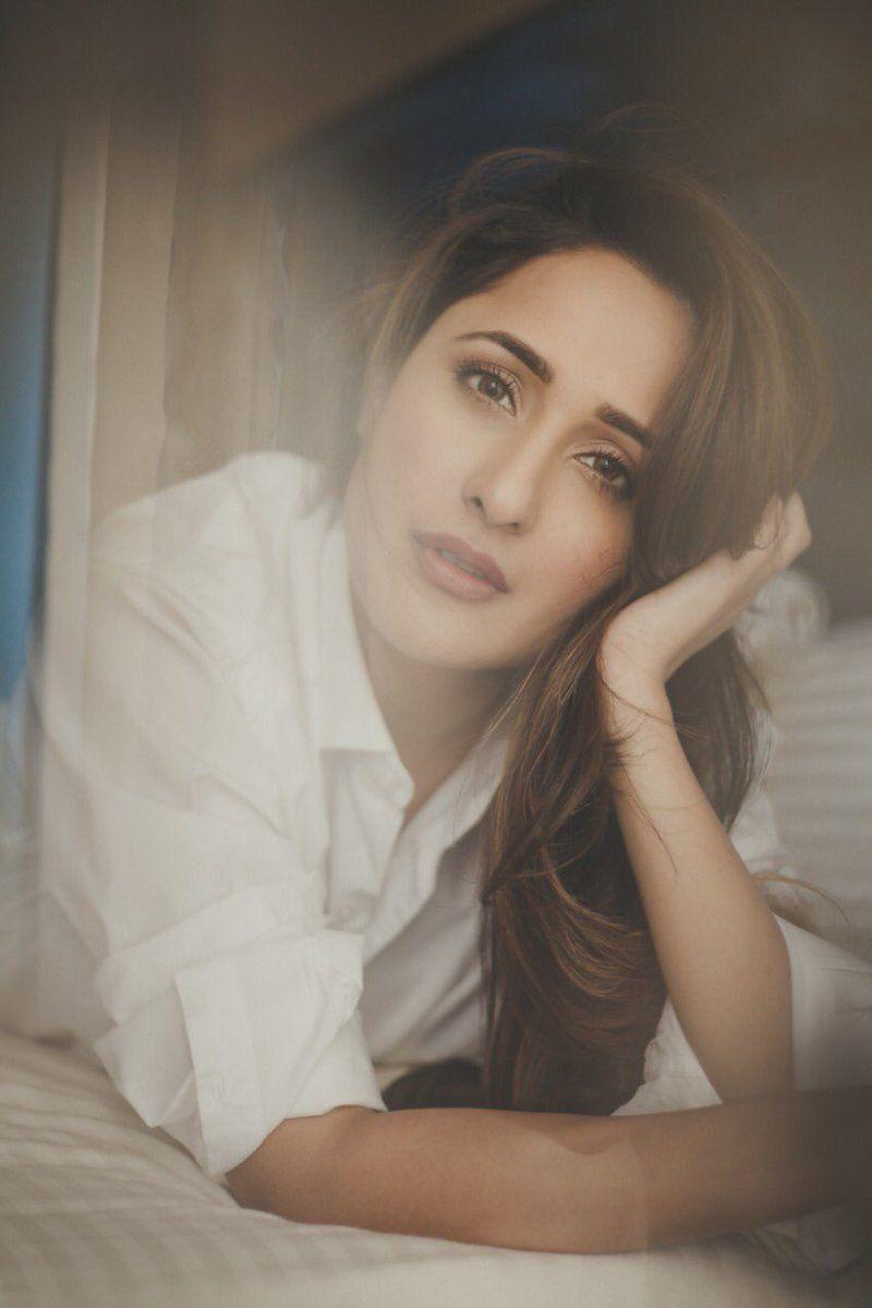 Pragya Jaiswal Latest Hot 2018 Photoshoot Stills