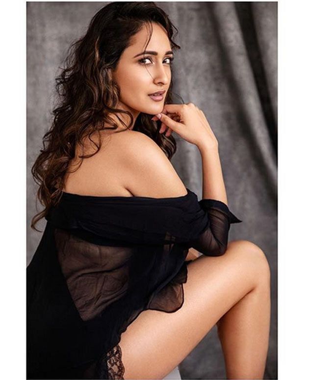 Pragya Jaiswal New Instagram Images