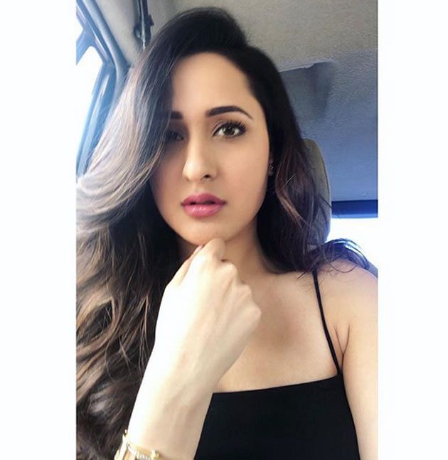 Pragya Jaiswal New Instagram Images