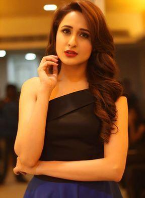 Pragya Jaiswal Sexy Photos