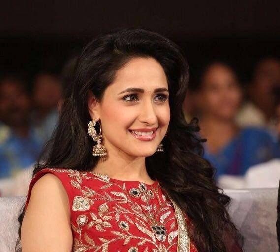 Pragya Jaiswal Sexy Photos