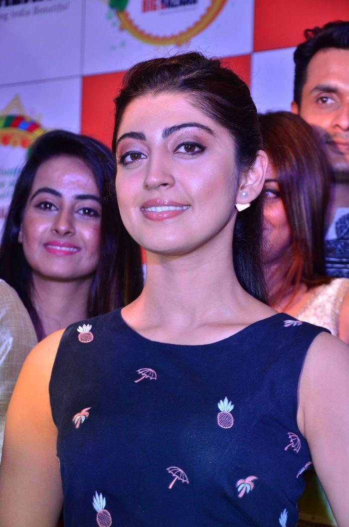 Pranitha At Big Bazaar Dussehra Collections Photos
