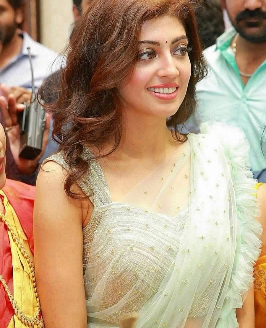 Pranitha Subhash Birthday Wishes Photos