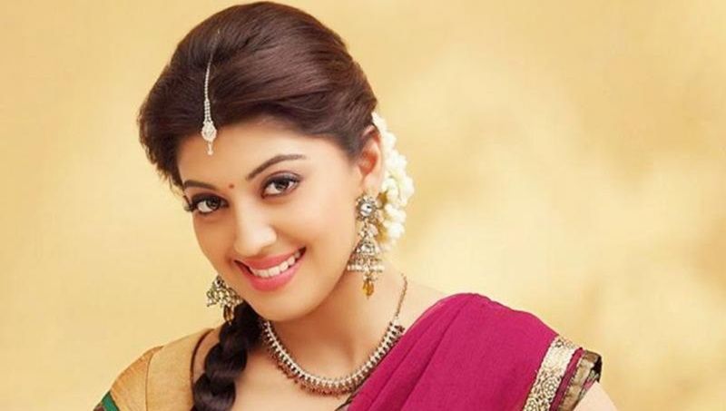 Pranitha Subhash Birthday Wishes Photos