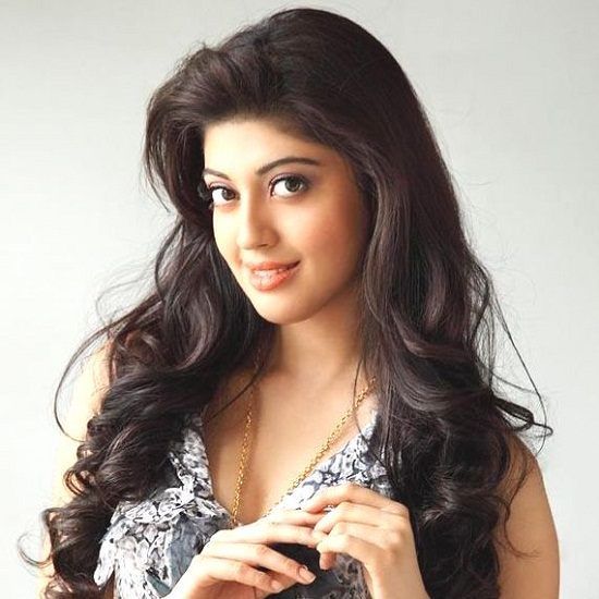 Pranitha Subhash New Wallpapers