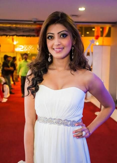 Pranitha Subhash New Wallpapers