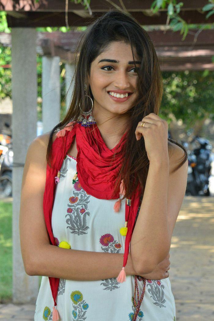 Priya Vadlamani New Stills