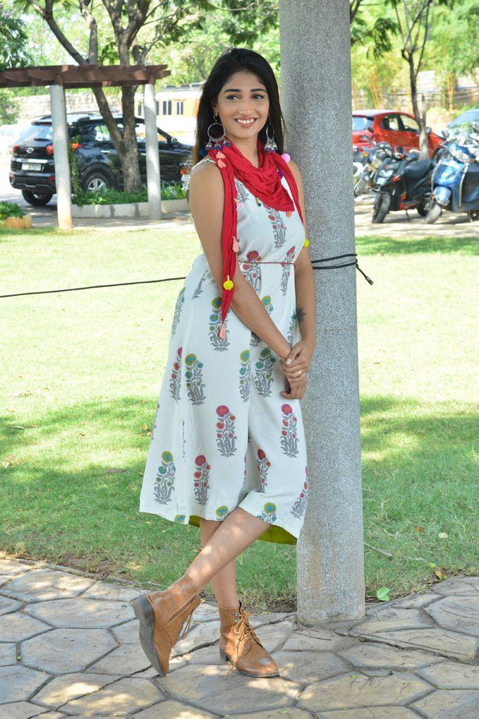 Priya Vadlamani New Stills