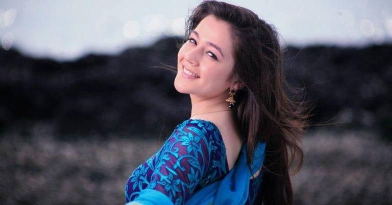 Priyal Gor Sweet HD Wallpapers & Images