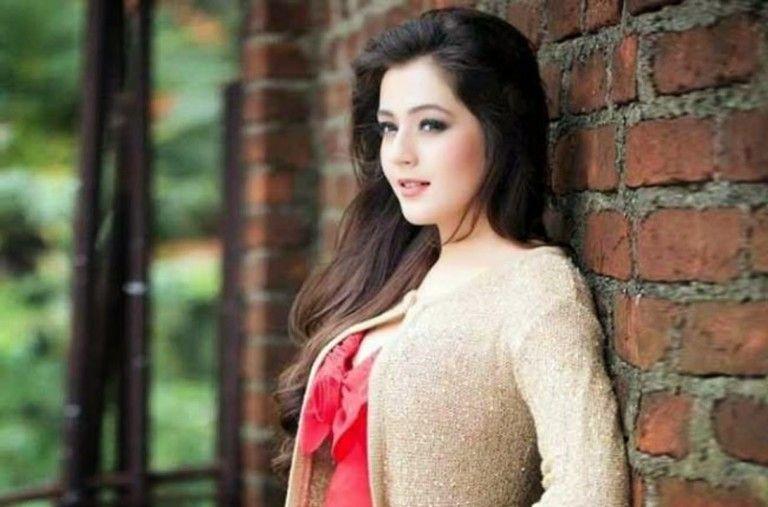 Priyal Gor Sweet HD Wallpapers & Images