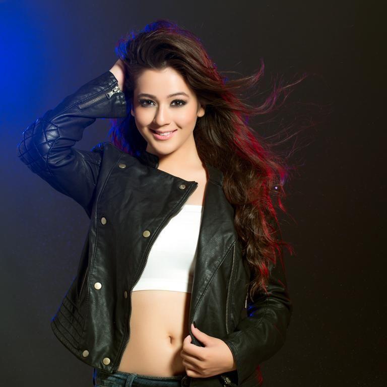 Priyal Gor Sweet HD Wallpapers & Images