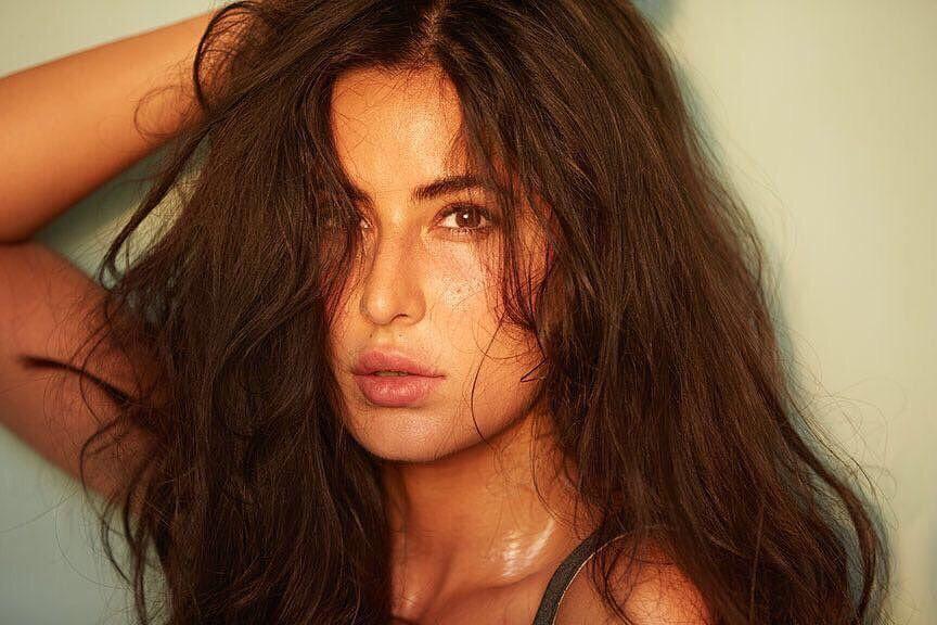 Priyanka Chopra & Katrina Kaif latest Stills