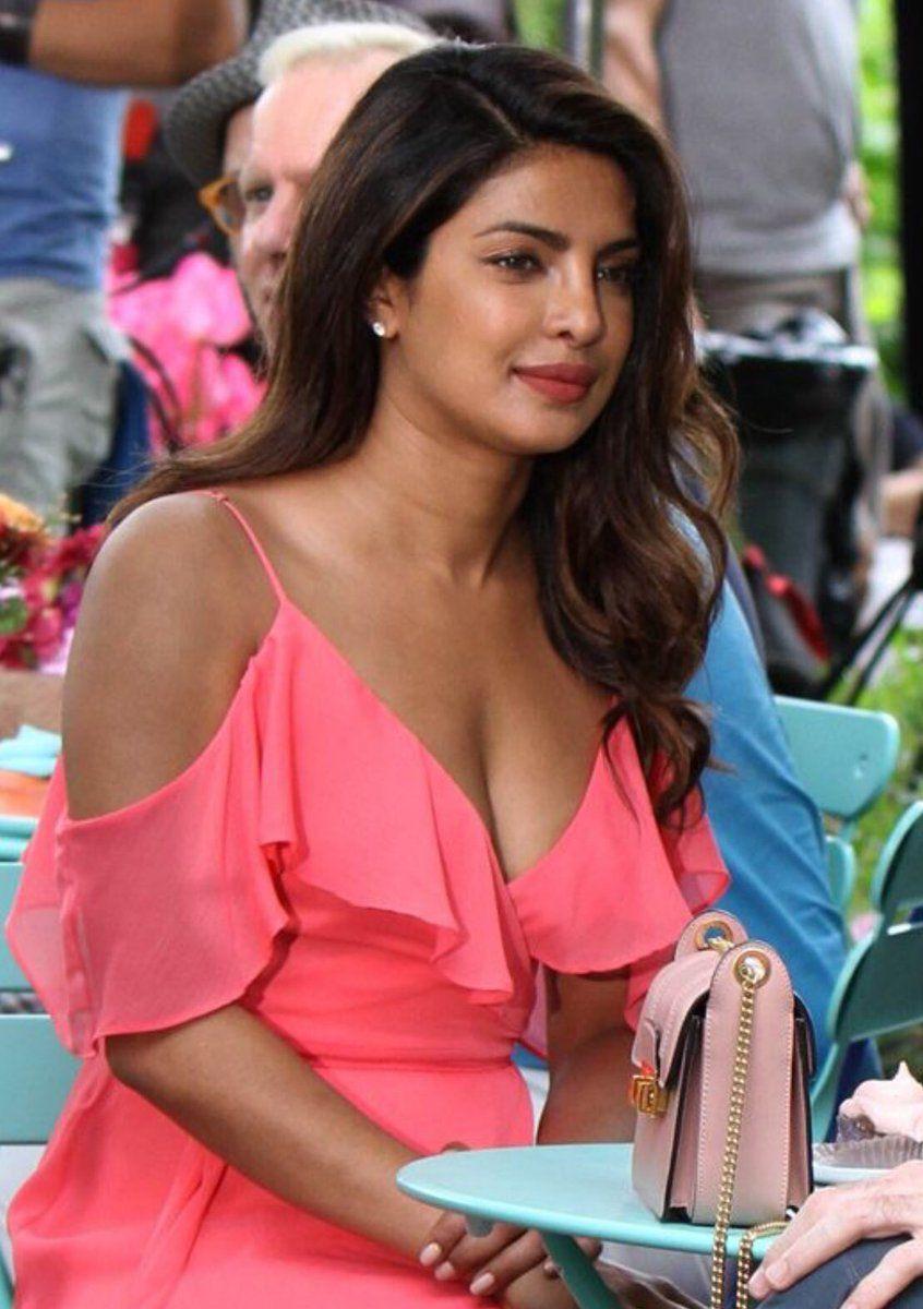 Priyanka Chopra Latest Hot Photos On the sets of Isn't It Romantic Hollywood Movie