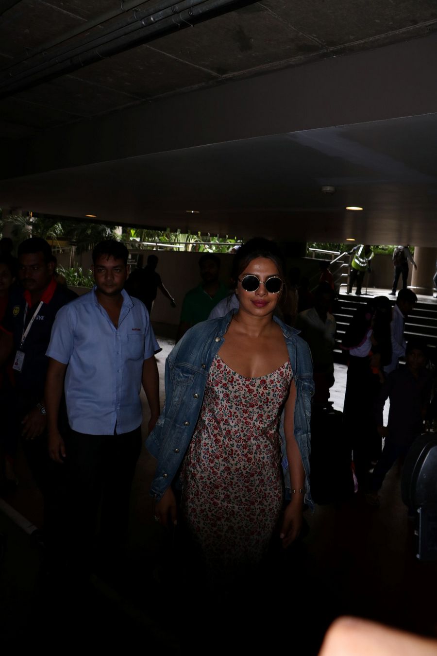 Priyanka Chopra Spotted at Airport Photos
