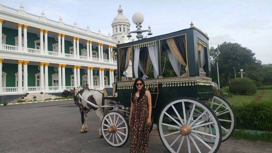 Punarnavi Bhupalam Pretty Photos