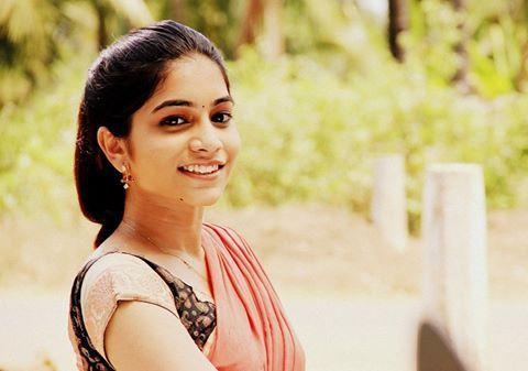 Punarnavi Bhupalam Pretty Photos