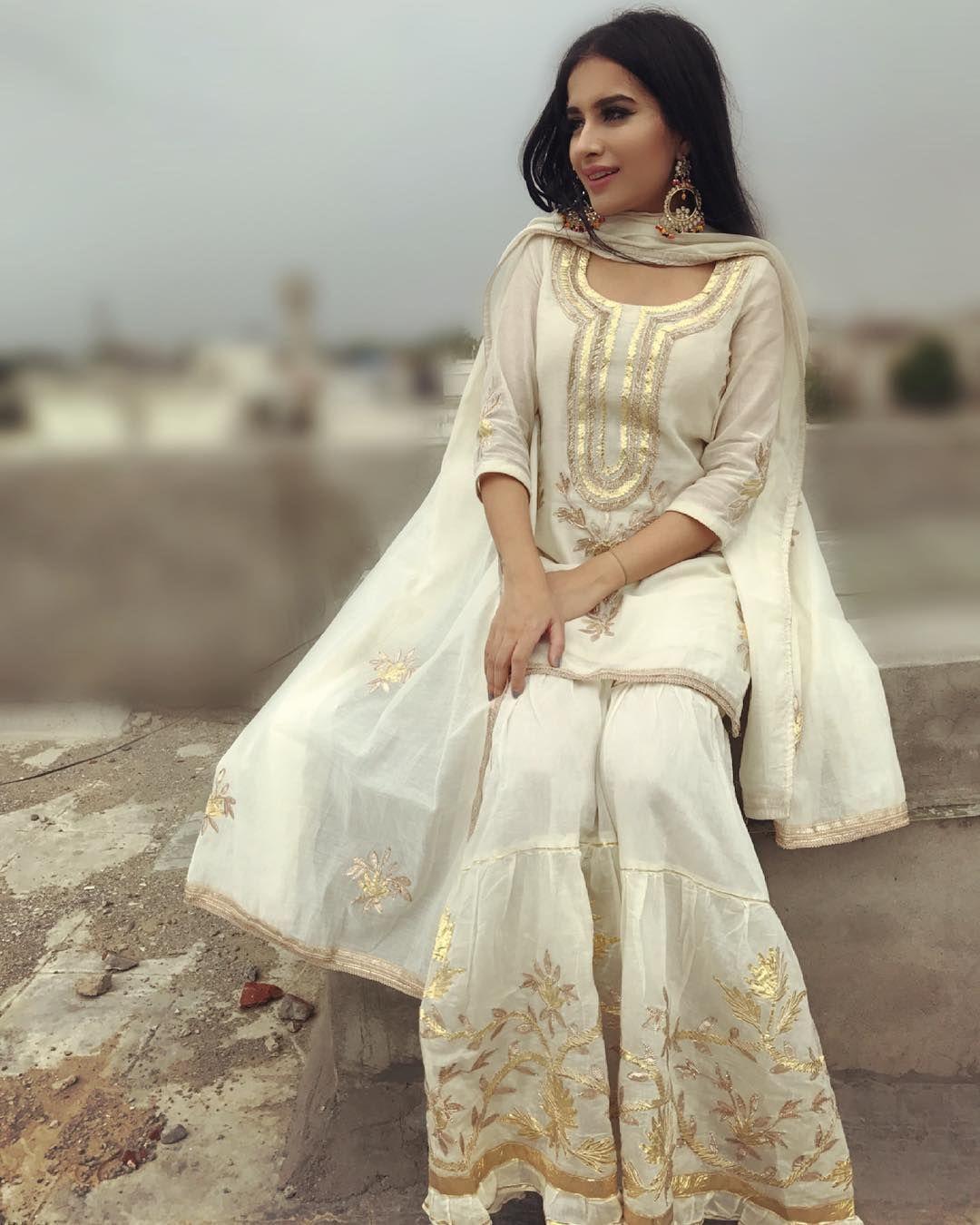 Punjabi Model Hot Sara Gurpal Latest Unseen Photo Stills