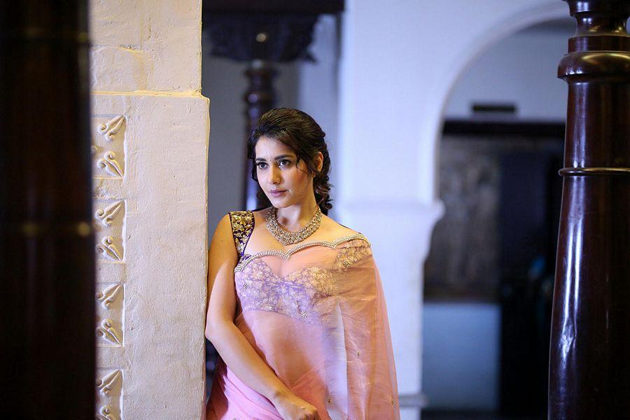 Raashi Khanna 2017 Latest Photoshoot Stills