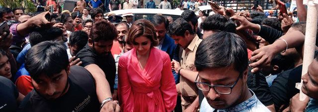 Raashi Khanna At BigC Store Launch Photos