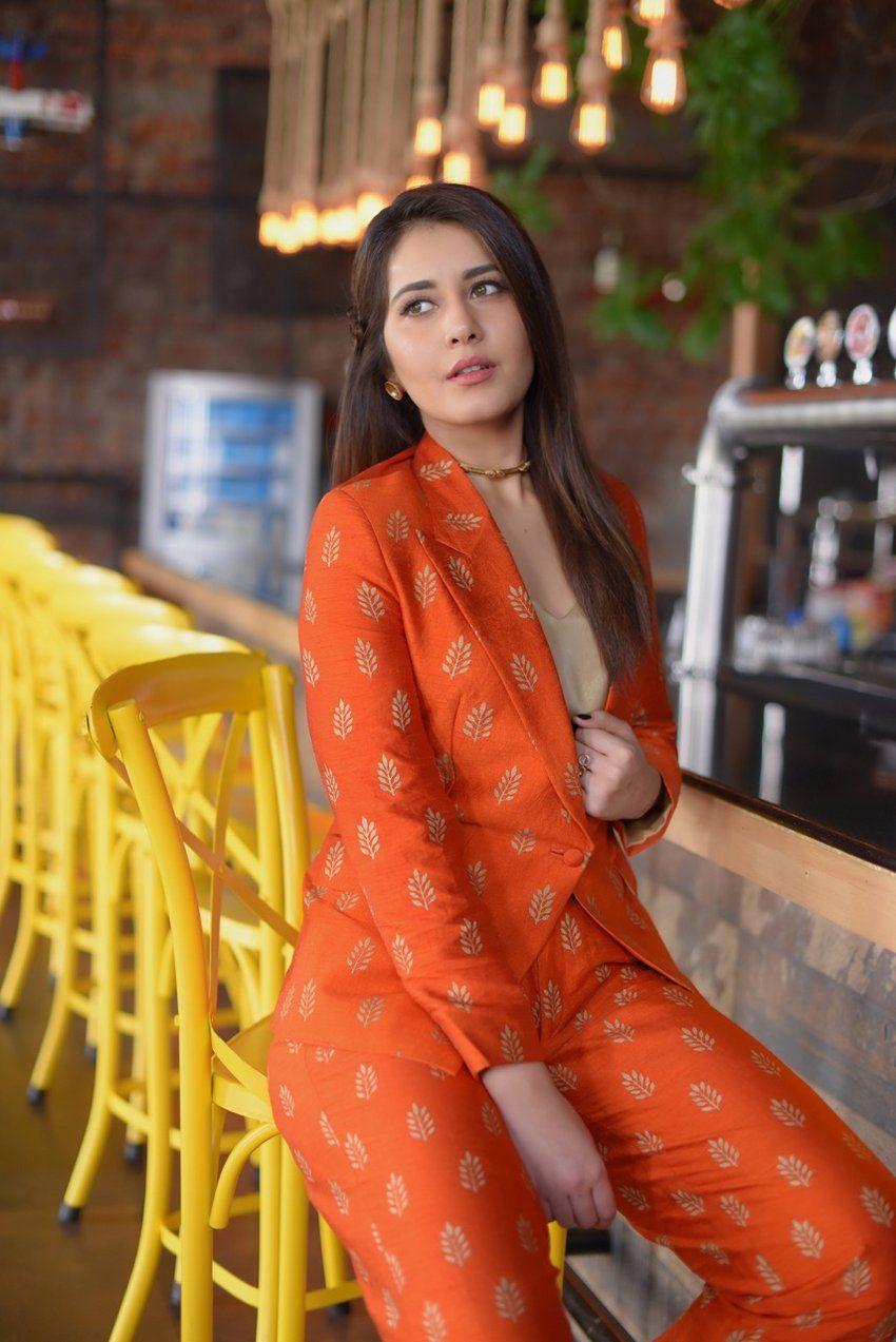 Raashi Khanna Latest Photoshoot Stills