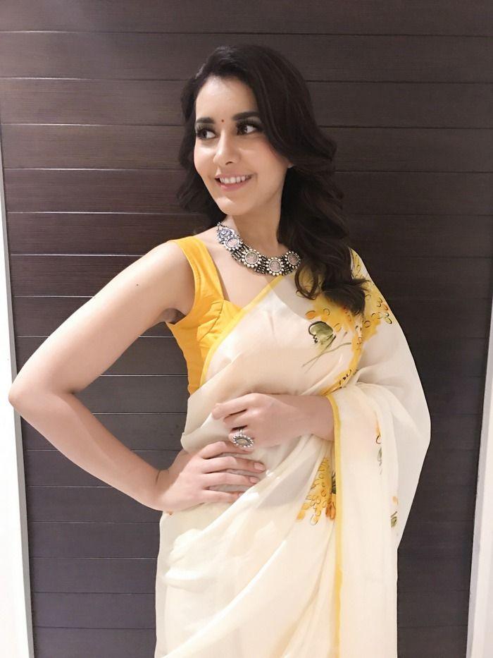 Raashi Khanna Latest Saree Cute Photos