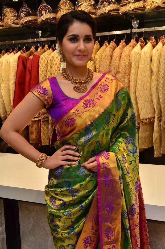 Raashi Khanna Stills at South India Shopping Mall Launch
