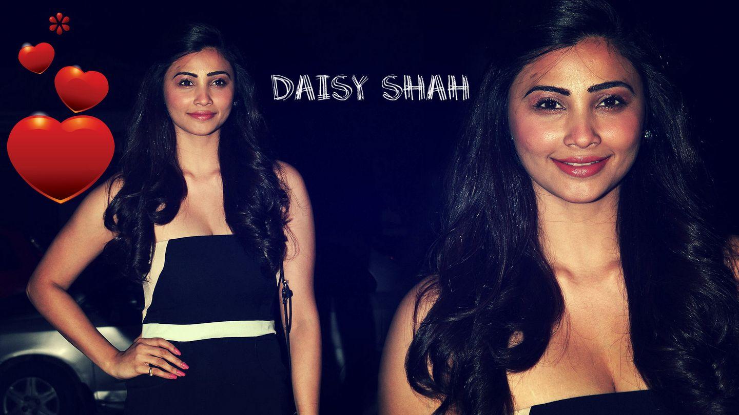 Race 3 actor Daisy Shah Latest Photoshoot Stills