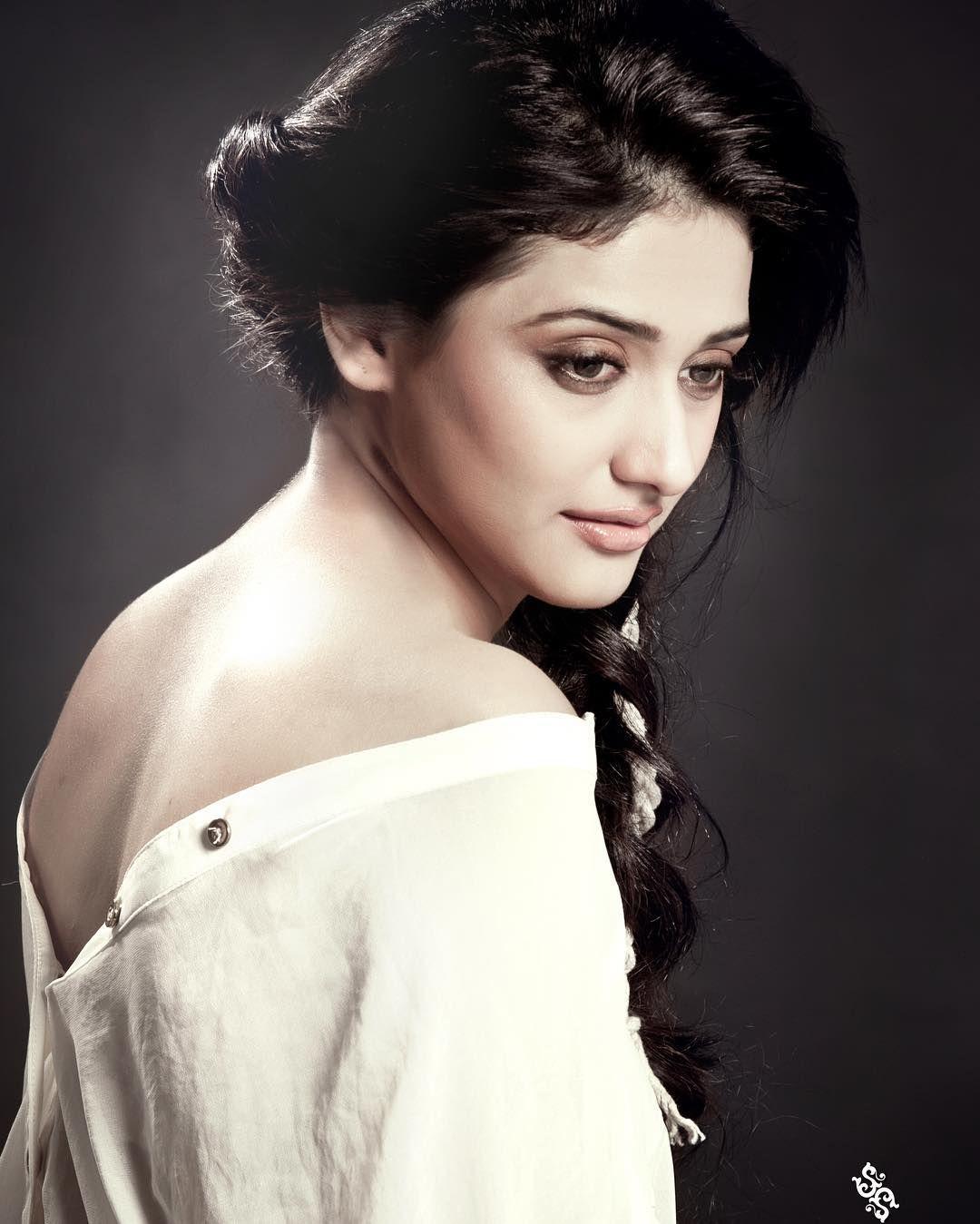 Ragini Khanna Latest Unseen Photos Stills