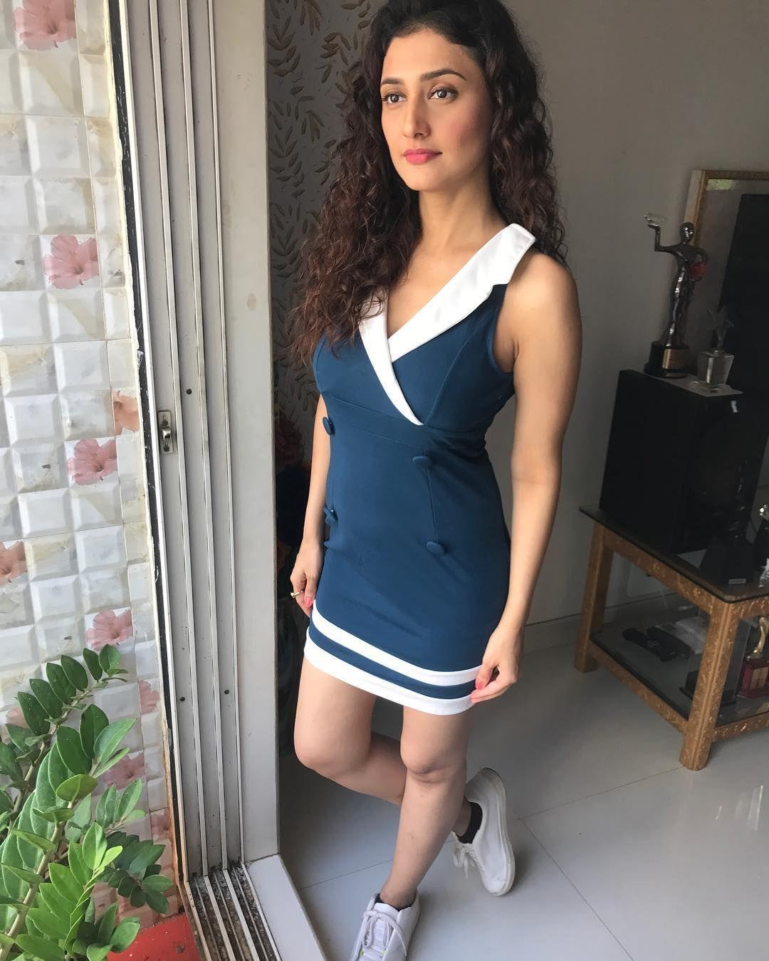 Ragini Khanna Latest Unseen Photos Stills
