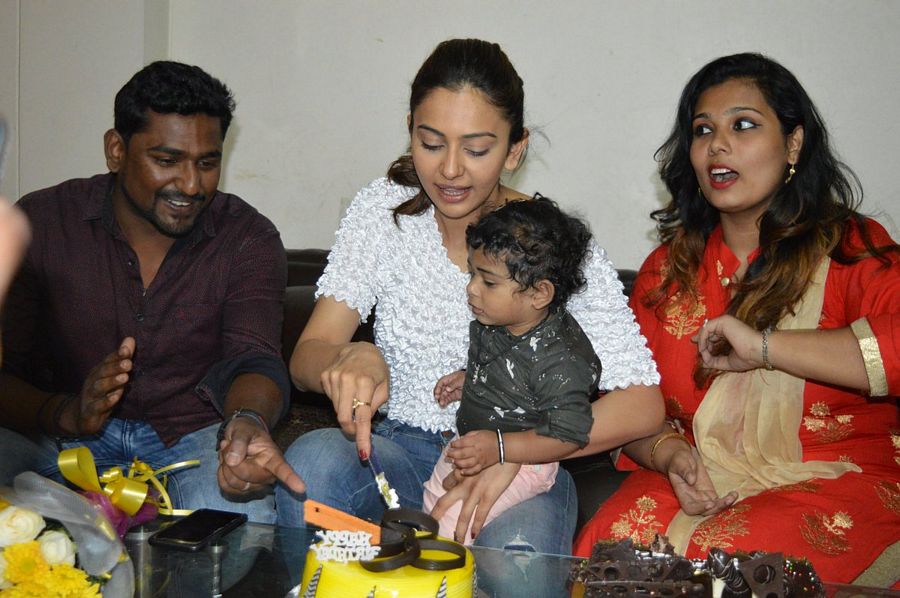Rakul Preet Singh Birthday Celebrations Photos