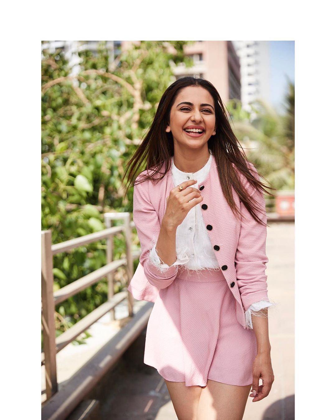 Rakul Preet sizzles in Pink at promotions of De De Pyaar De
