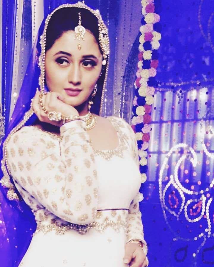 Rashami Desai Hot Latest Unseen Pics Images In Short Cloths