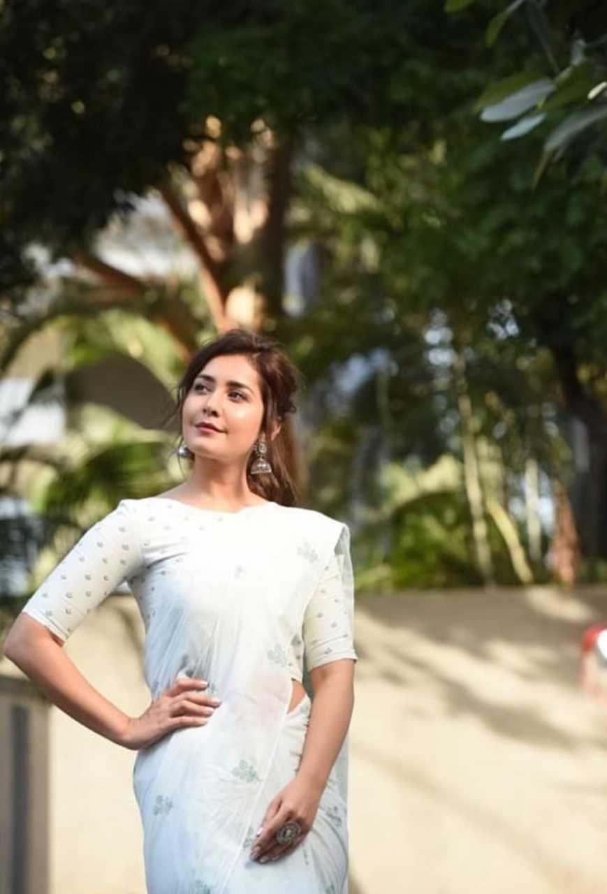 Rashi khanna HD Images