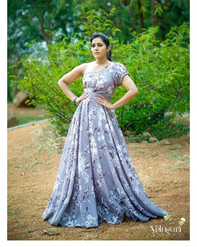 Rashmi Gautam Instagram Photos