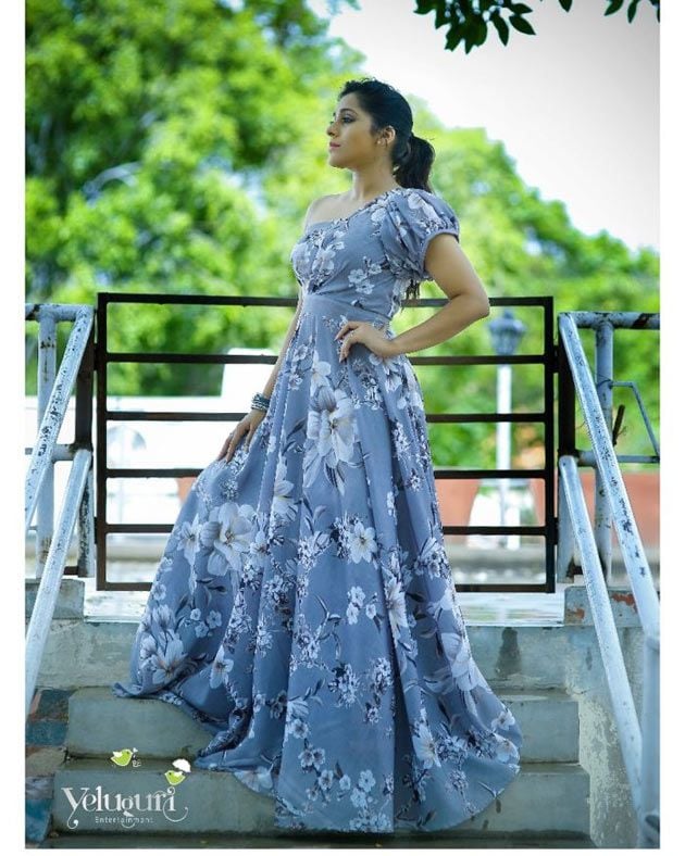 Rashmi Gautam Instagram Photos