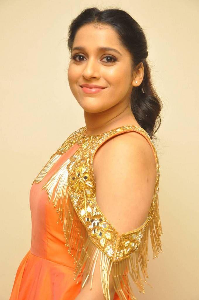 Rashmi Gautam Stills At Next Nuvve Movie Audio Launch