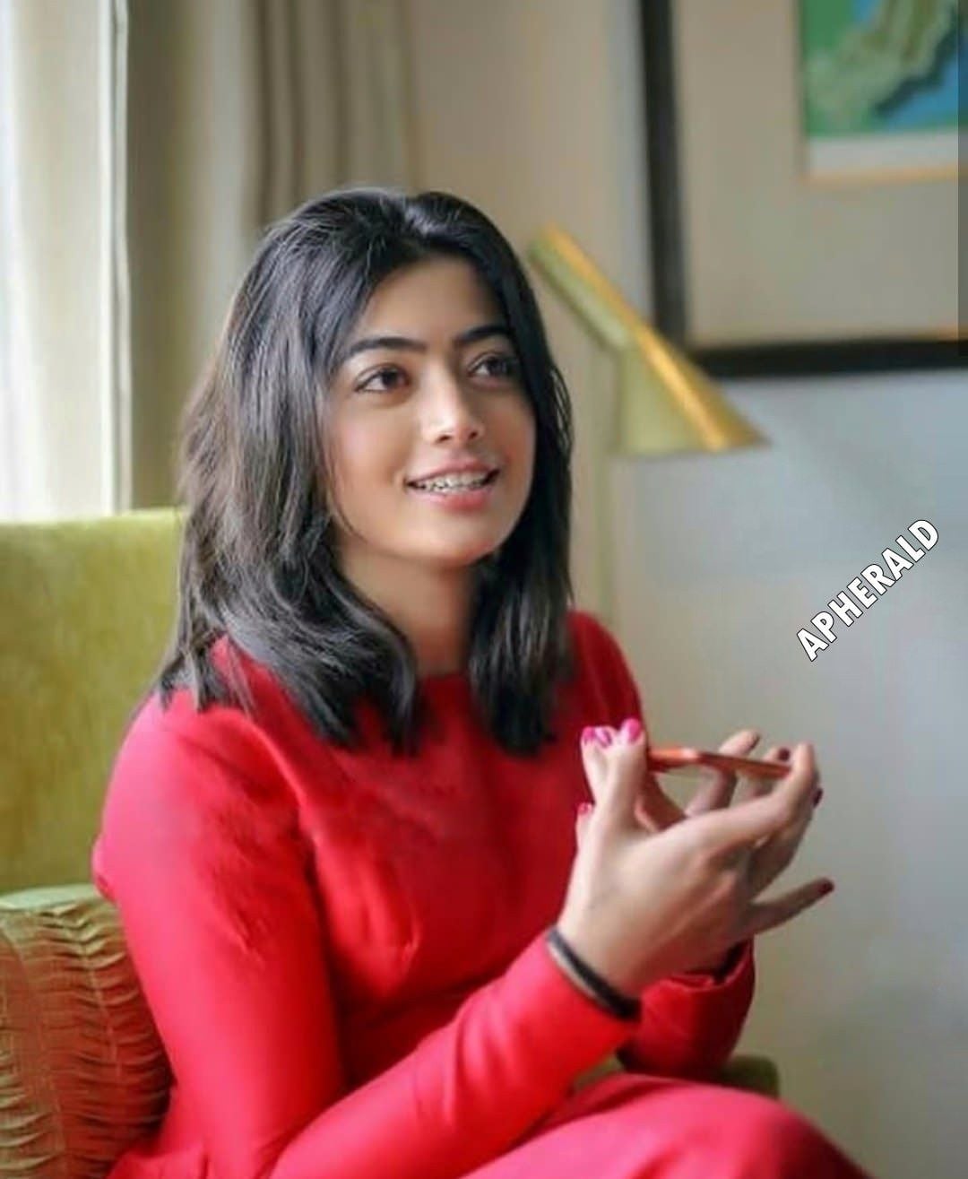 Rashmika Latest Spicy Photos