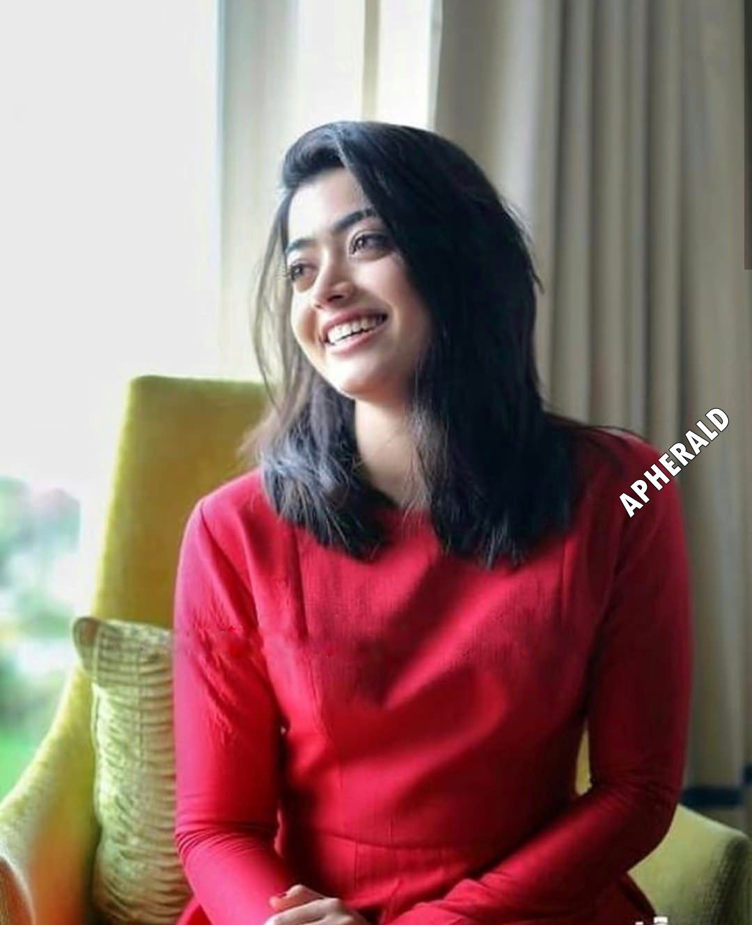 Rashmika Latest Spicy Photos