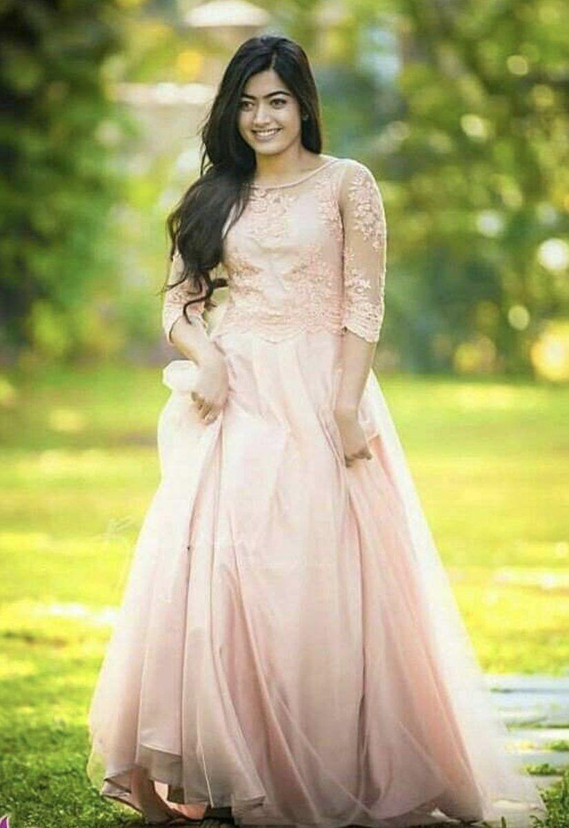 Rashmika Mandanna New Beautiful Photos