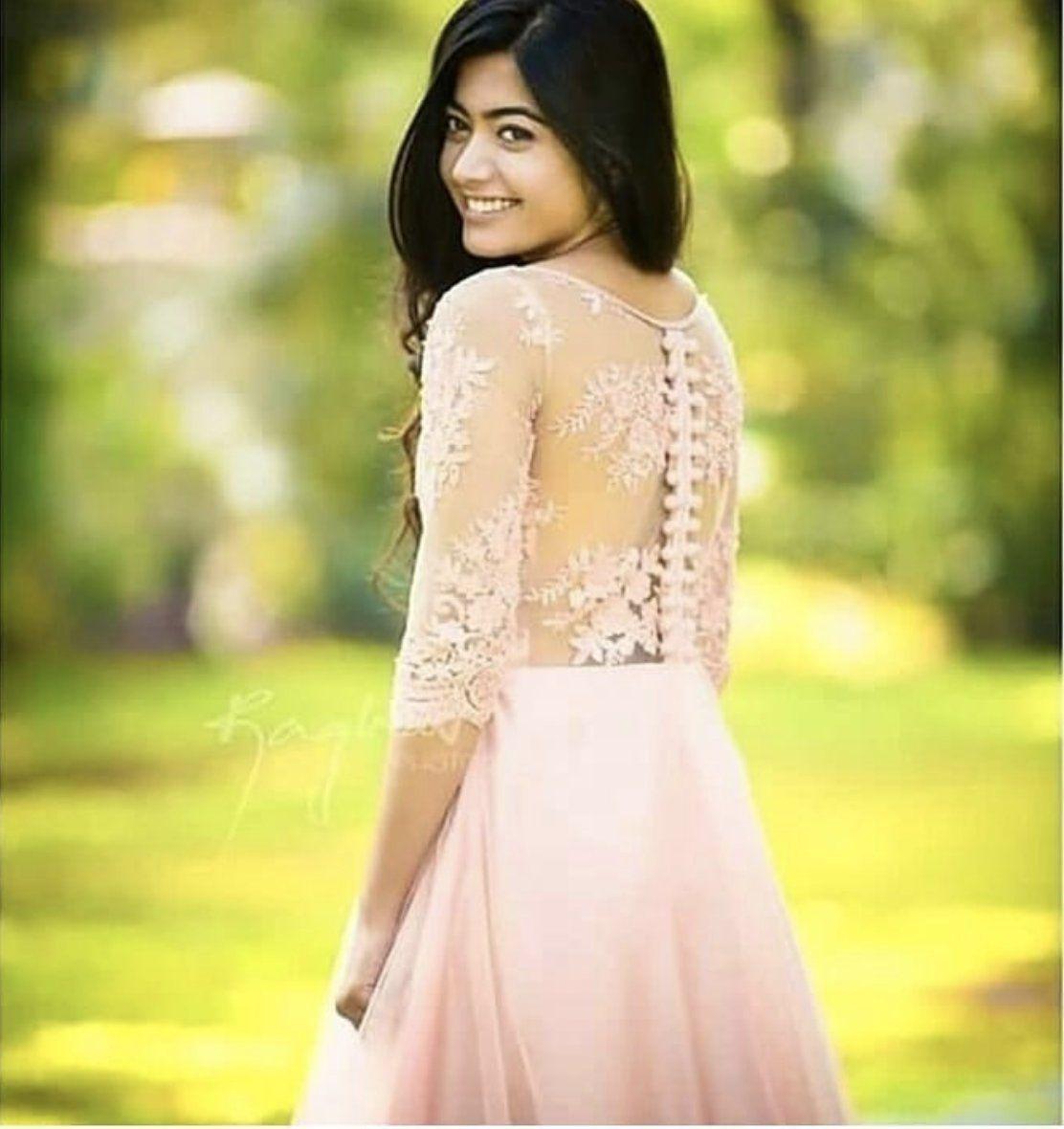Rashmika Mandanna New Beautiful Photos