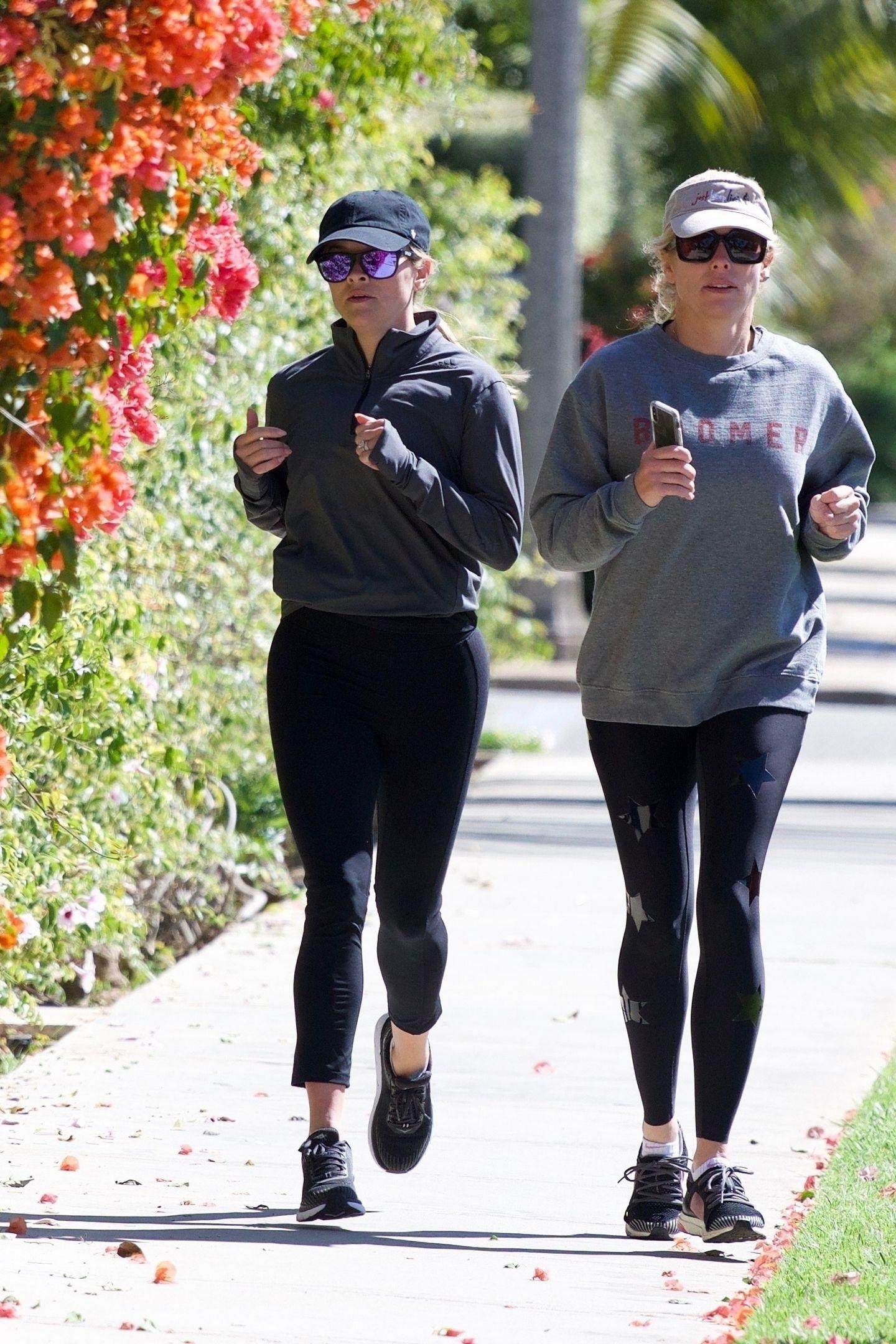 Reese Witherspoon Jogging in Brentwood