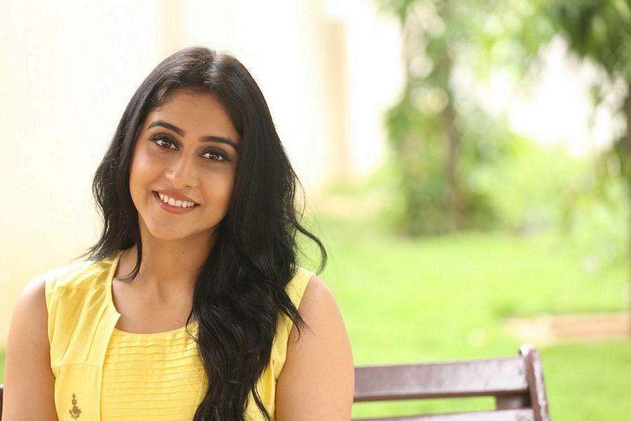 Regina Cassandra Latest Stills At Jyo Achyuthananda Press Meet