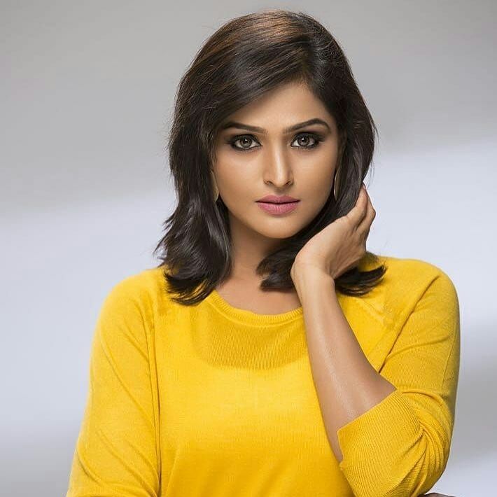 Remya Nambeesan Sizzling Photoshoot