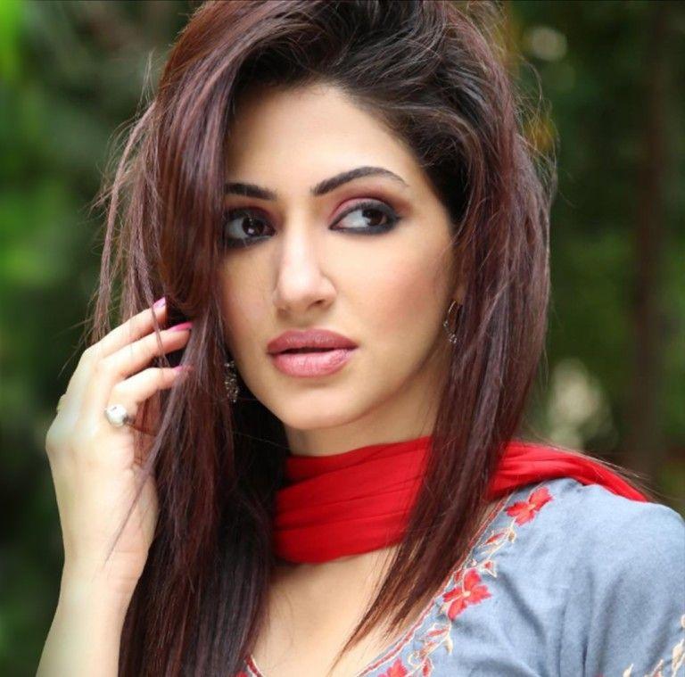 Reyhna Malhotra Unseen Photos Hot Pics Wallpapers HD Images