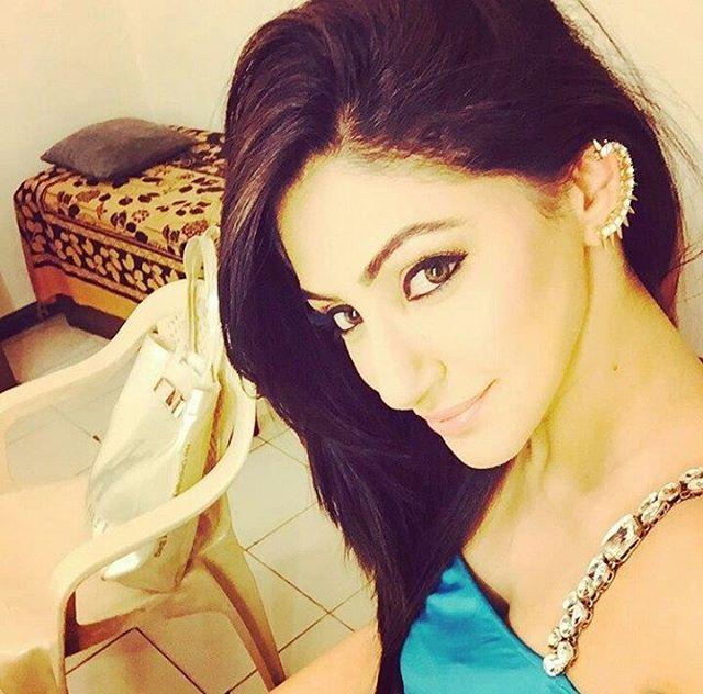 Reyhna Malhotra Unseen Photos Hot Pics Wallpapers HD Images